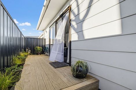 Photo of property in 2/604 Alexandra Street, Parkvale, Hastings, 4122