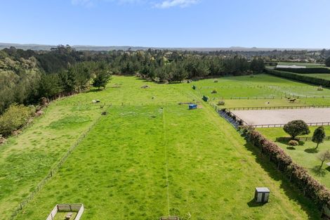 Photo of property in 2 Sarona Park Drive, Omanawa, 3171