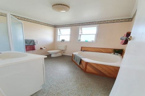 Photo of property in 145 No 3 Line, Whanganui East, Whanganui, 4500