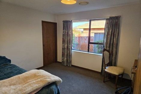 Photo of property in 1/17 Vagues Road, Northcote, Christchurch, 8052