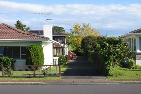 Photo of property in 1/34 Inverness Road, Browns Bay, Auckland, 0630