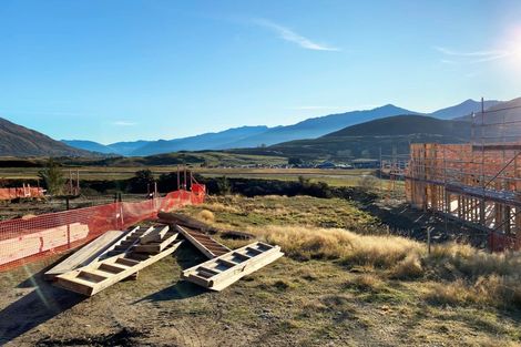 Photo of property in 11 Double Cone Road, Jacks Point, Queenstown, 9371