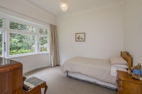 Photo of property in 72 Avenue North Road, Levin, 5510