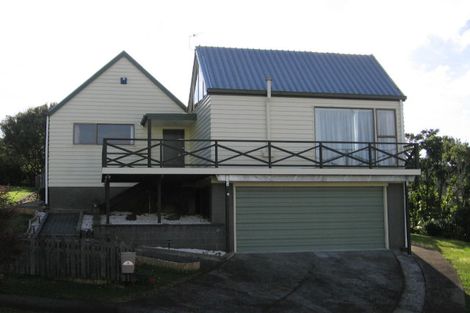 Photo of property in 3 Lone Tree Grove, Kelson, Lower Hutt, 5010
