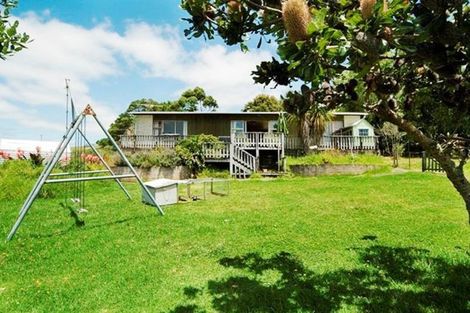 Photo of property in 19 Spur Road, Stillwater, Silverdale, 0993