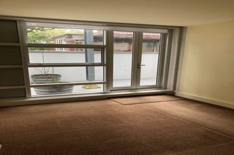 Photo of property in St Pauls Apartments, 51/43u Mulgrave Street, Thorndon, Wellington, 6011