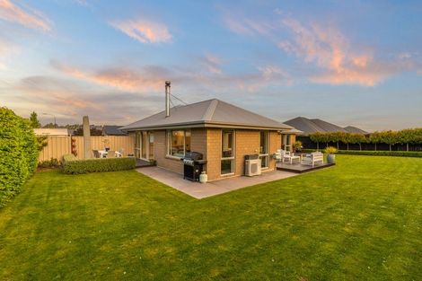 Photo of property in 13 Loeb Place, Rolleston, 7614