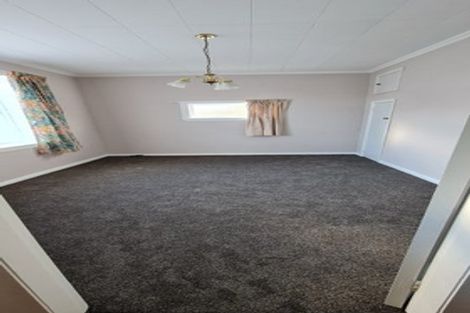 Photo of property in 32 Bristol Square, Hutt Central, Lower Hutt, 5010