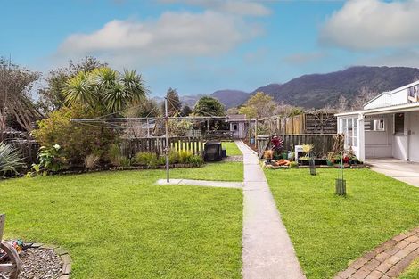 Photo of property in 44 Stirling Street, Te Aroha, 3320