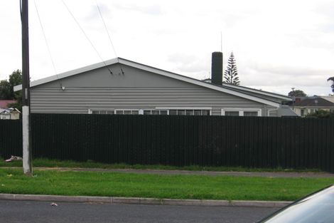 Photo of property in 15 Atkinson Avenue, Papatoetoe, Auckland, 2025