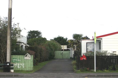 Photo of property in 484 Swanson Road, Ranui, Auckland, 0612