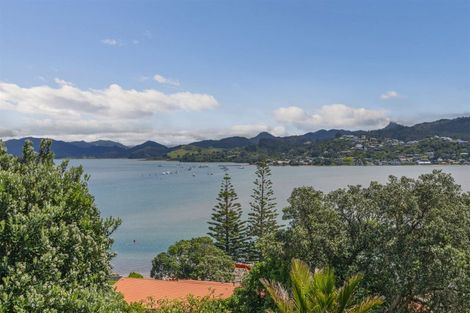 Photo of property in 144 Paku Drive, Tairua, 3508