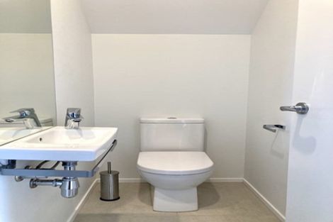 Photo of property in 66 Manutewhau Road, Massey, Auckland, 0614