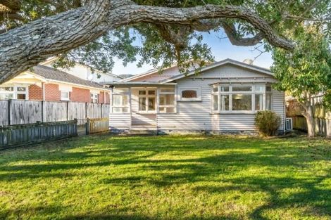 Photo of property in 50 Brook Street, Waterloo, Lower Hutt, 5011
