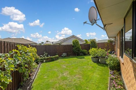 Photo of property in 1/49 Ben Nevis Drive, Broomfield, Christchurch, 8042