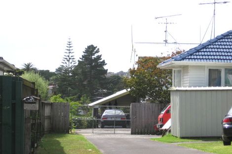 Photo of property in 2/65 Lancaster Road, Beach Haven, Auckland, 0626