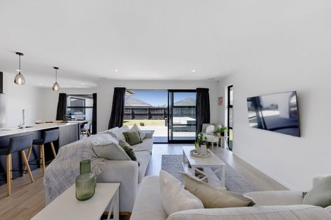 Photo of property in 100 Northmoor Boulevard, Rolleston, 7615