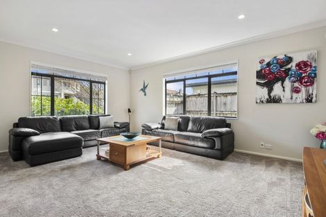 Photo of property in 29 Laurel Oak Drive, Schnapper Rock, Auckland, 0632