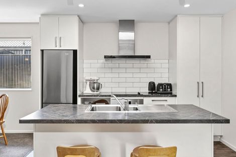 Photo of property in 7 Tomtit Crescent, Lake Hawea, Wanaka, 9382