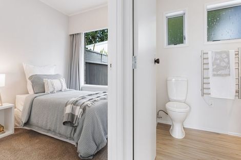 Photo of property in 67 Brigantine Drive, Beach Haven, Auckland, 0626