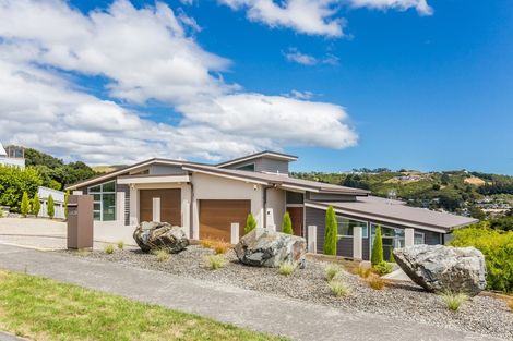 Photo of property in 42b/1 James Cook Drive, Whitby, Porirua, 5024