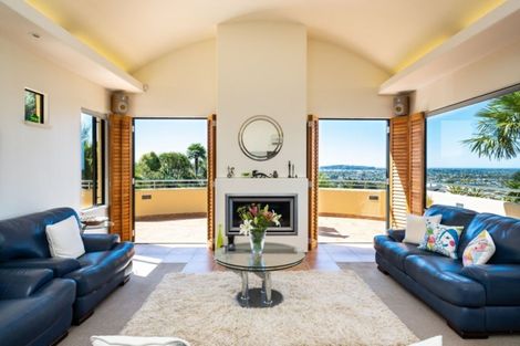 Photo of property in 32 Cumberland Rise, Taradale, Napier, 4112