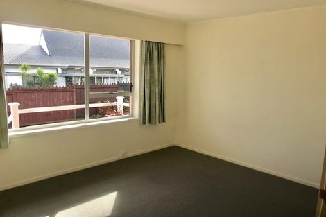 Photo of property in 3/5 Dodson Avenue, Milford, Auckland, 0620