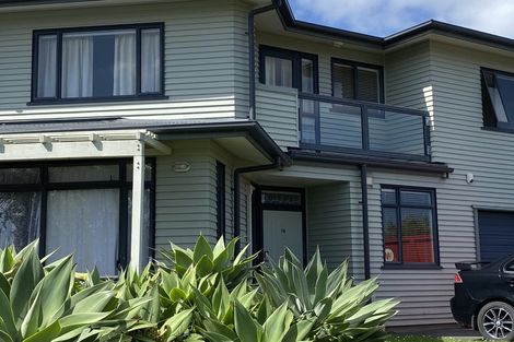 Photo of property in 10/2 Armoy Drive, East Tamaki, Auckland, 2016