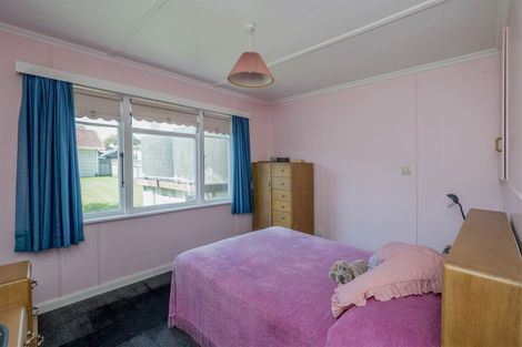 Photo of property in 114 Rua Avenue, Waitarere Beach, Levin, 5510