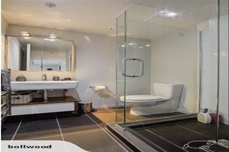 Photo of property in Piermont Apartments, 1h/82 Cable Street, Te Aro, Wellington, 6011