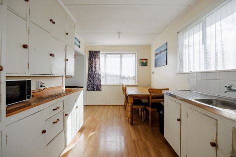 Photo of property in 1033 Hood Street, Mayfair, Hastings, 4122