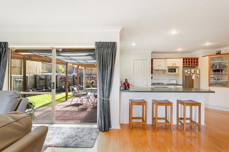 Photo of property in 29 Hercules Drive, Henderson, Auckland, 0612