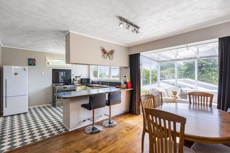 Photo of property in 25 Gray Avenue, Paraparaumu Beach, Paraparaumu, 5032