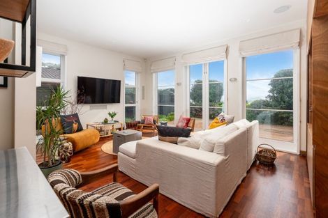 Photo of property in 69 Marine Parade, Seatoun, Wellington, 6022