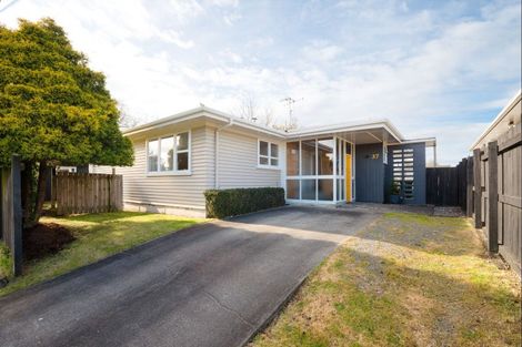 Photo of property in 37 Sandwich Road, St Andrews, Hamilton, 3200