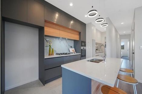 Photo of property in 30 Cloonlyon Drive, Flat Bush, Auckland, 2019