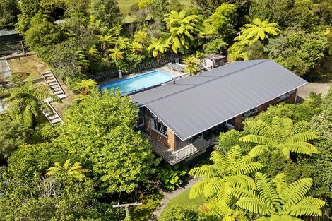 Photo of property in 23 Vista Crescent, Maoribank, Upper Hutt, 5018