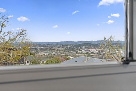 Photo of property in 68 Anzac Road, Pukekohe, 2120