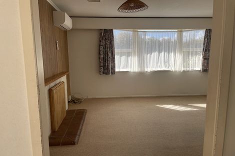 Photo of property in 32 Bruce Road, Glenfield, Auckland, 0629