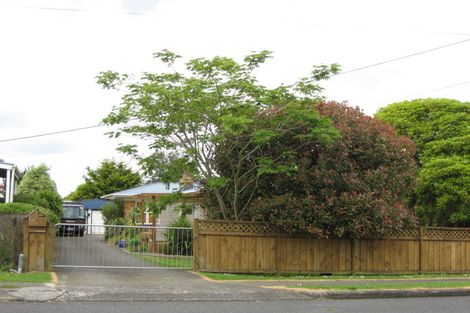 Photo of property in 4 O'connor Drive, Pukekohe, 2120