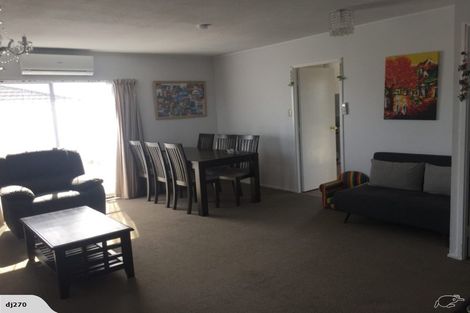 Photo of property in 41a Sunhaven Drive, Newlands, Wellington, 6037