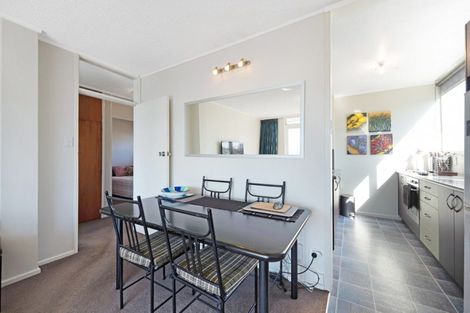 Photo of property in 2e/145 Ohiro Road, Brooklyn, Wellington, 6021