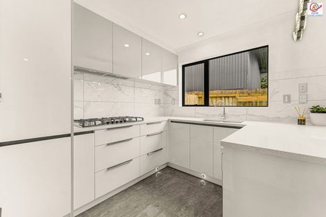 Photo of property in 11 Mcinnes Road, Weymouth, Auckland, 2103