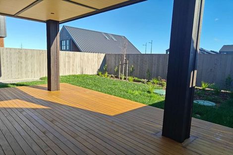 Photo of property in 14 Coopworth Street, Karaka, 2580