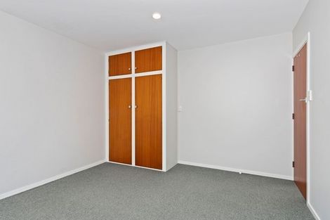 Photo of property in 2/16 Holly Road, St Albans, Christchurch, 8014