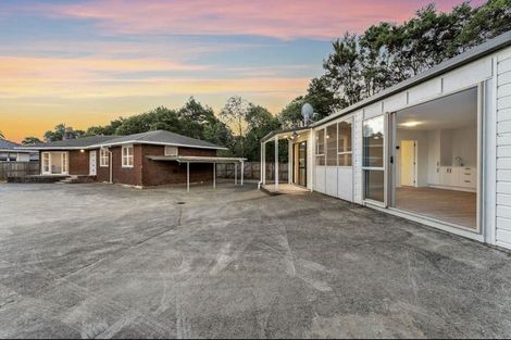 Photo of property in 13 Coletta Lane, Te Atatu South, Auckland, 0610