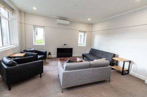 Photo of property in Fountain Court, 16/48u Oriental Parade, Oriental Bay, Wellington, 6011