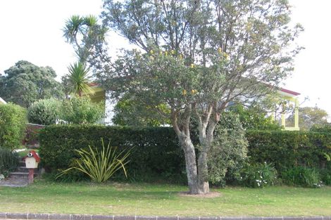 Photo of property in 401 Linton Crescent, Whangamata, 3620