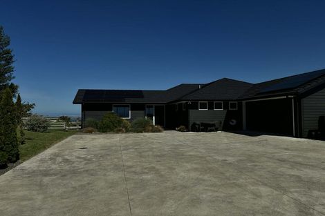 Photo of property in 204 Eskridge Drive, Eskdale, Napier, 4182