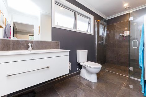 Photo of property in 51 Dahlia Street, Palmerston North, 4410